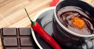 Acquista online Cioccolata calda con Peperoncino - 15 Bustine Monodose al miglior prezzo su Yoooki