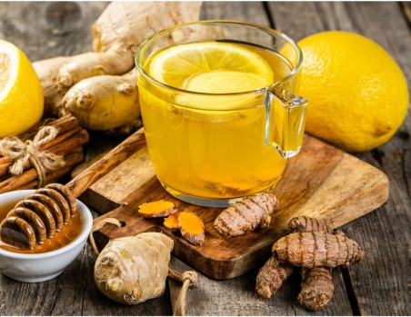 Preparato in polvere per bevanda con zenzero e curcuma 20 capsule da 12 grammi Yoooki